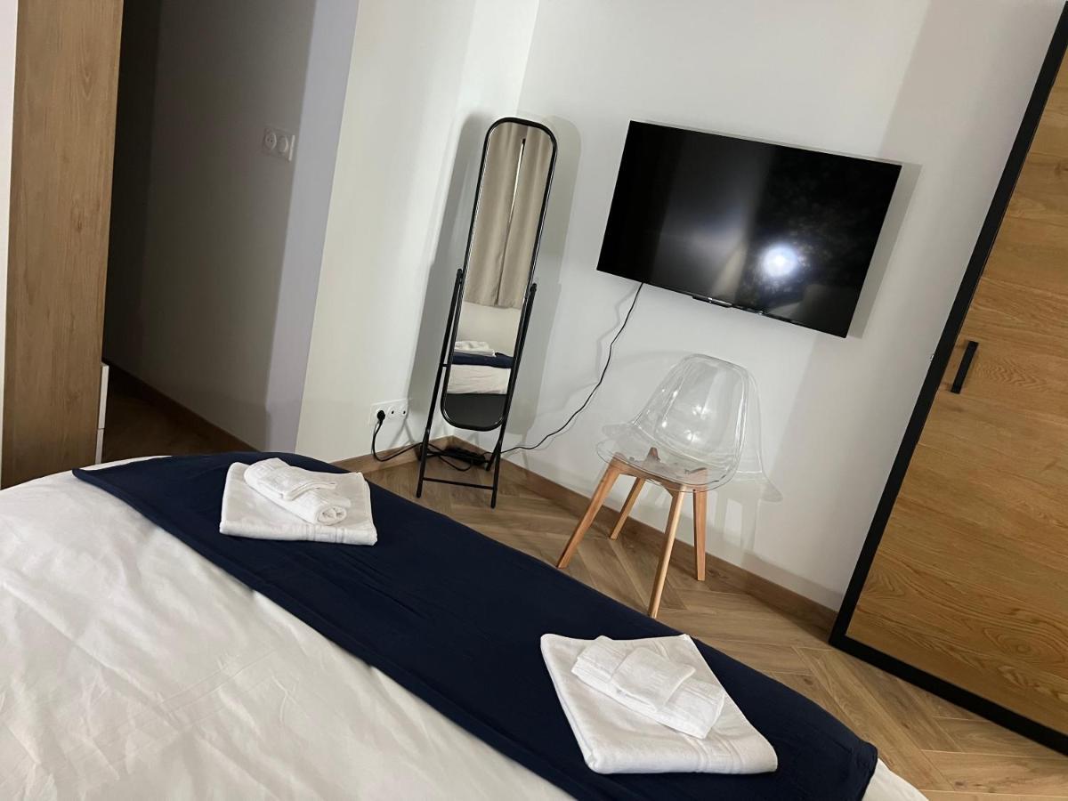 Loft Le Cosy Coeur De Ville Stationnement Privatif ลิมอจส์ ภายนอก รูปภาพ